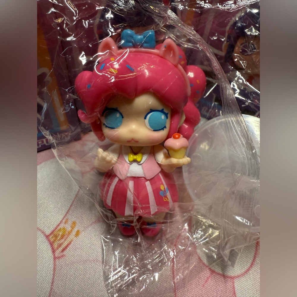 Only 1 Left 😳
My Little Pony in MINI World TOYS Figure NEW: Pinkie Pie